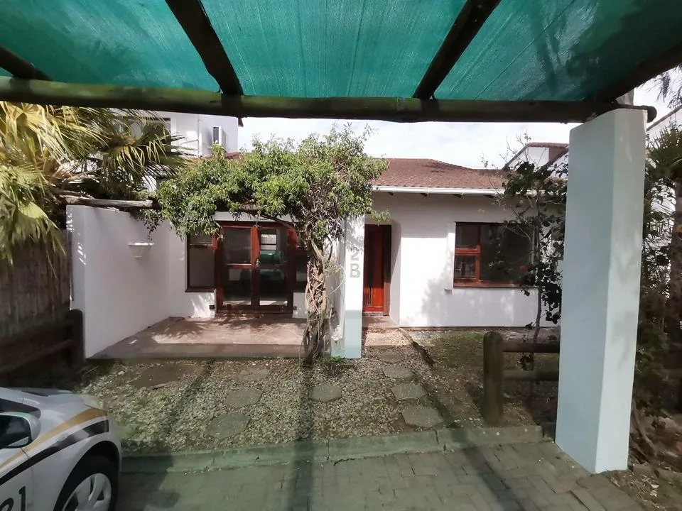 3 Bedroom Townhouse to rent in Beacon Bay