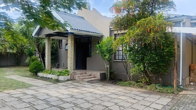 4 Bedroom House for sale in Vincent