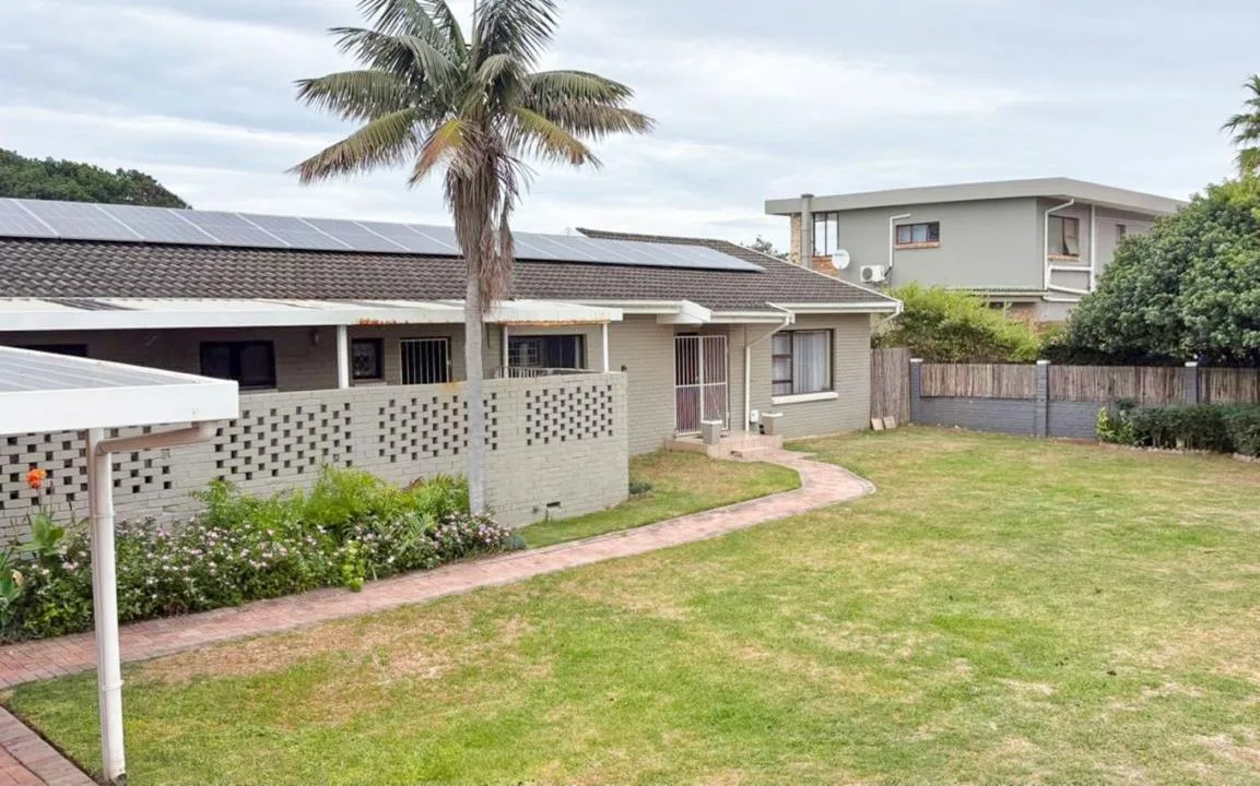 3 Bedroom House for sale in Seaview