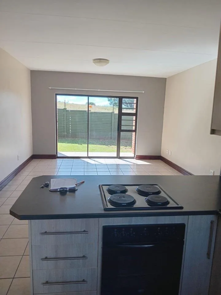 2 Bedroom Apartment / flat to rent in Pellissier