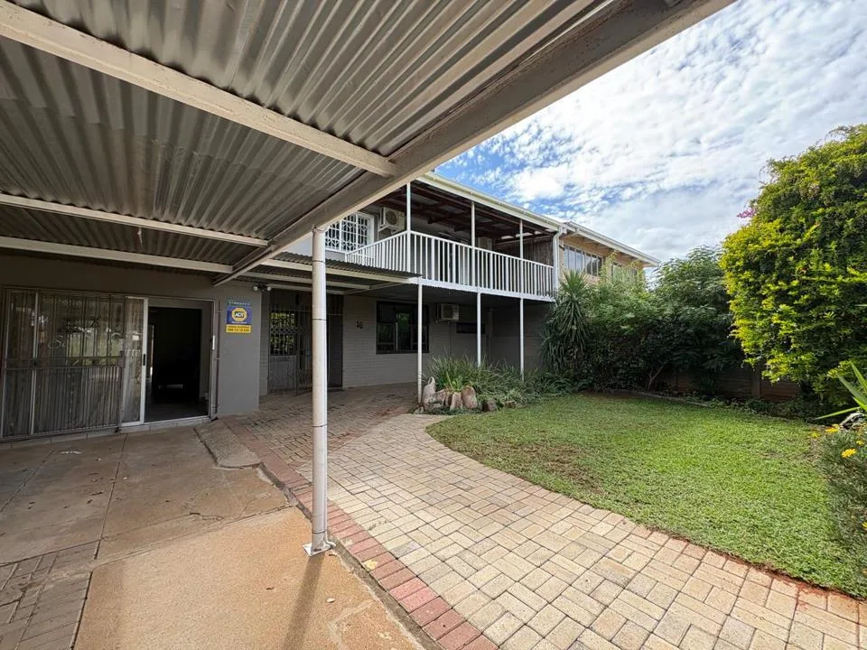 3 Bedroom House for sale in New Park