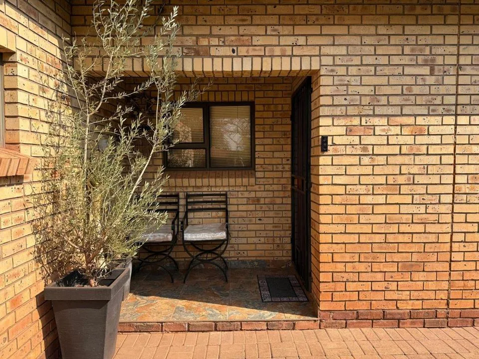 3 Bedroom House for sale in Kathu