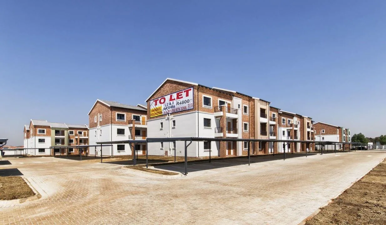 2 Bedroom Apartment / flat to rent in Helderwyk