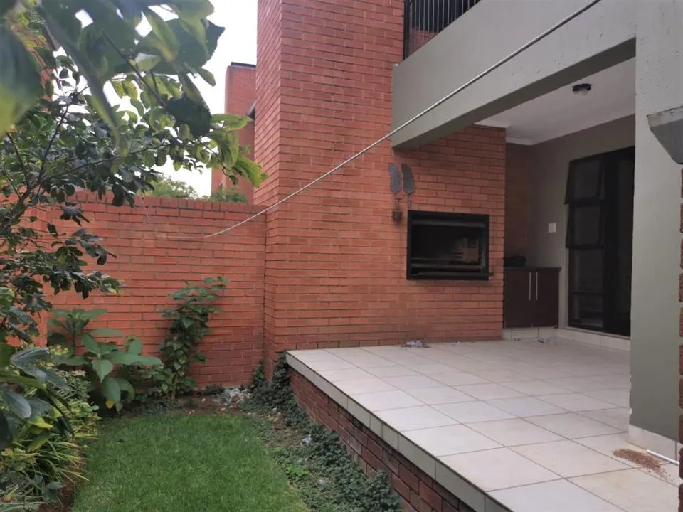 2 Bedroom Apartment / flat to rent in Bedfordview