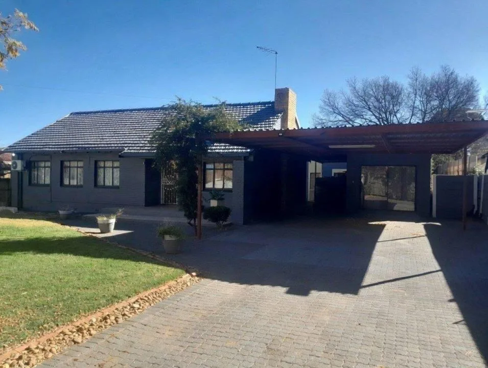 3 Bedroom House for sale in Seemeeupark