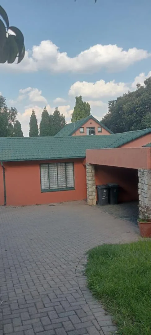 4 Bedroom House to rent in Jukskei Park