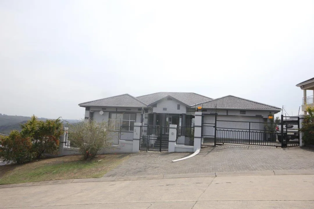 5 Bedroom House for sale in Nahoon Valley Park