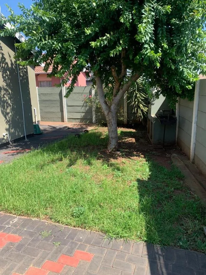 3 Bedroom House to rent in Sky City