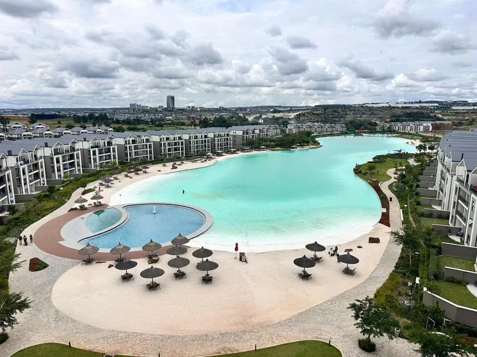 3 Bedroom Apartment / flat to rent in Waterfall