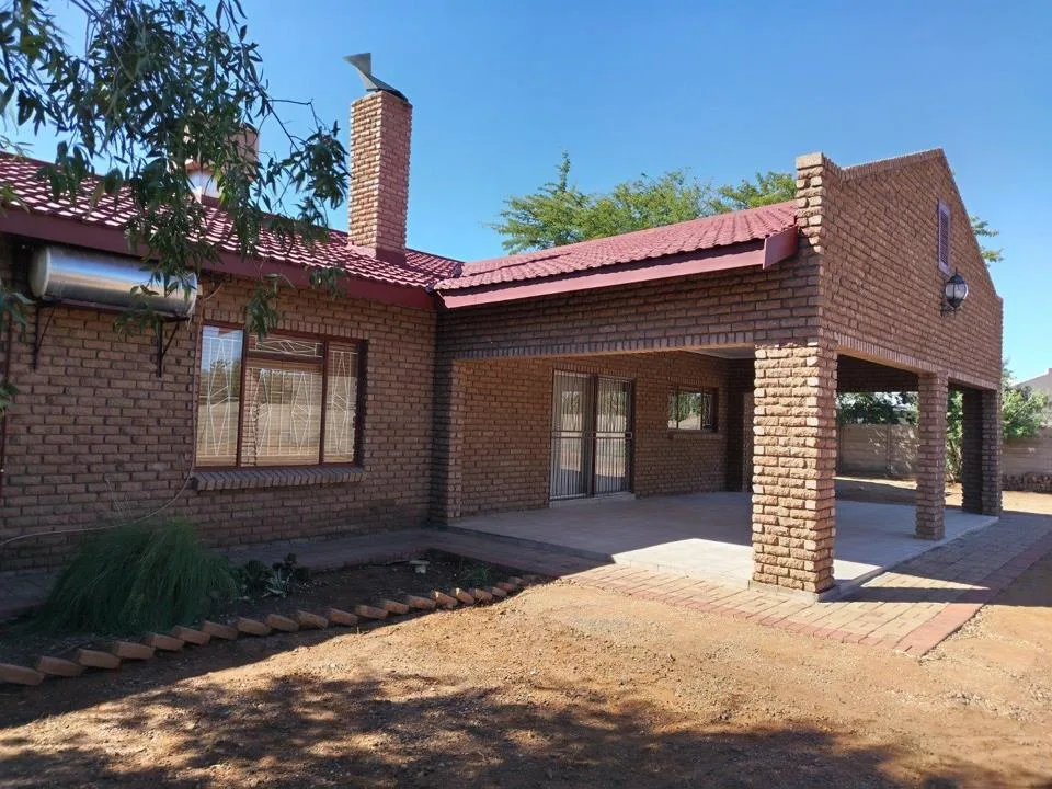 3 Bedroom House for sale in Keidebees
