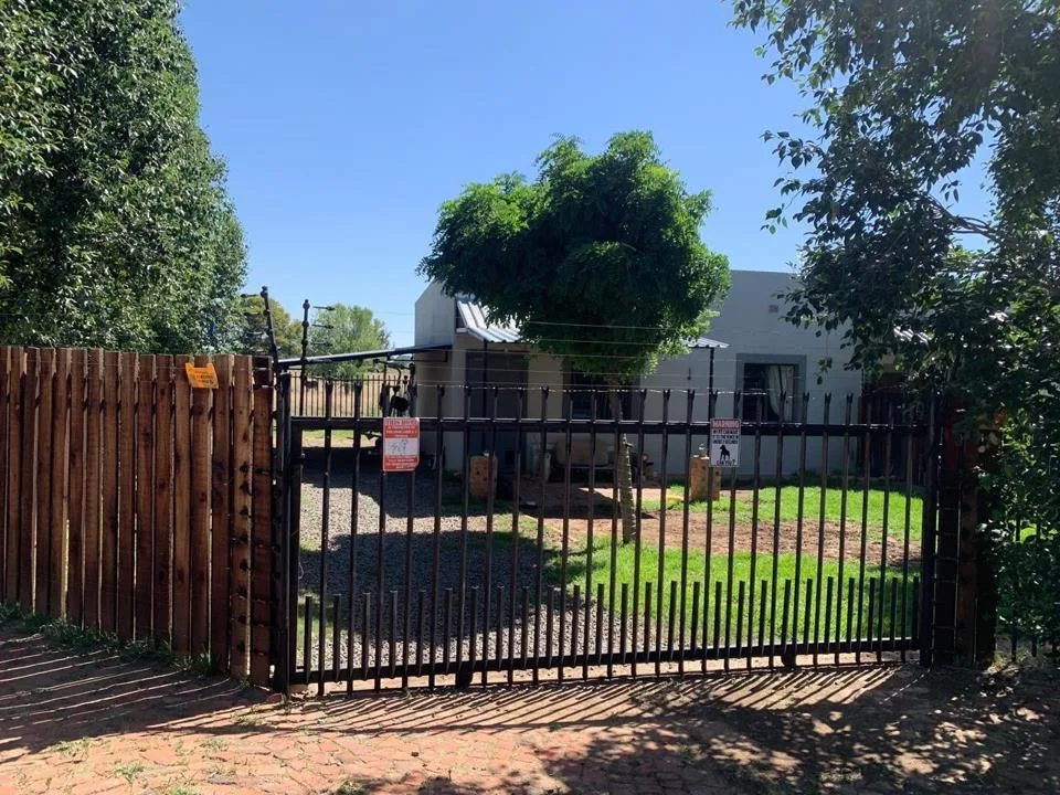 7 Bedroom House for sale in Roodewal