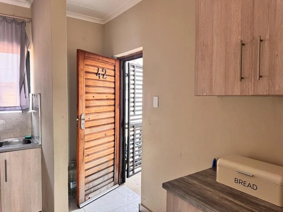 2 Bedroom Townhouse for sale in Bendor