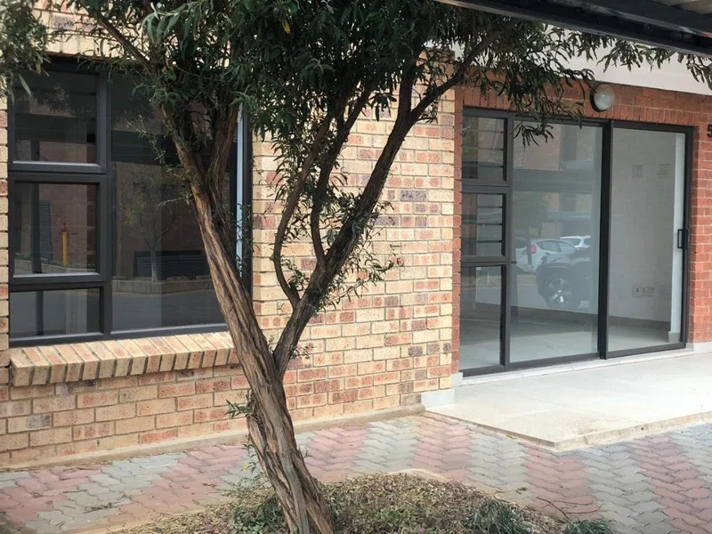 2 Bedroom Apartment / flat to rent in Olympus AH