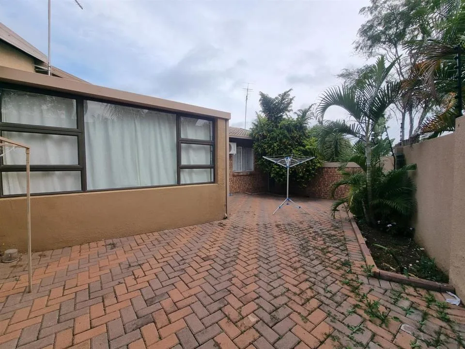 3 Bedroom Townhouse for sale in Bendor