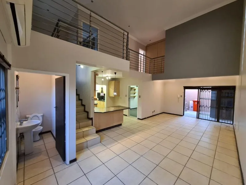 2 Bedroom Townhouse for sale in Moregloed