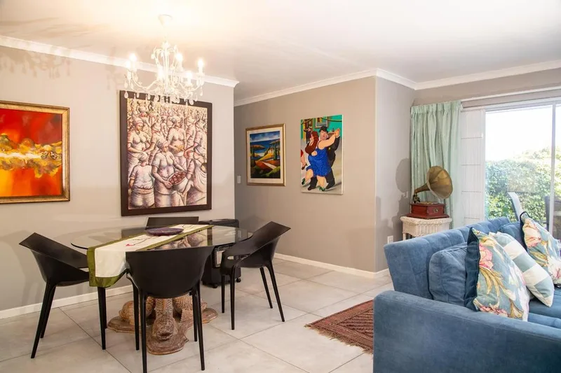 3 Bedroom Apartment / flat to rent in Hout Bay Central