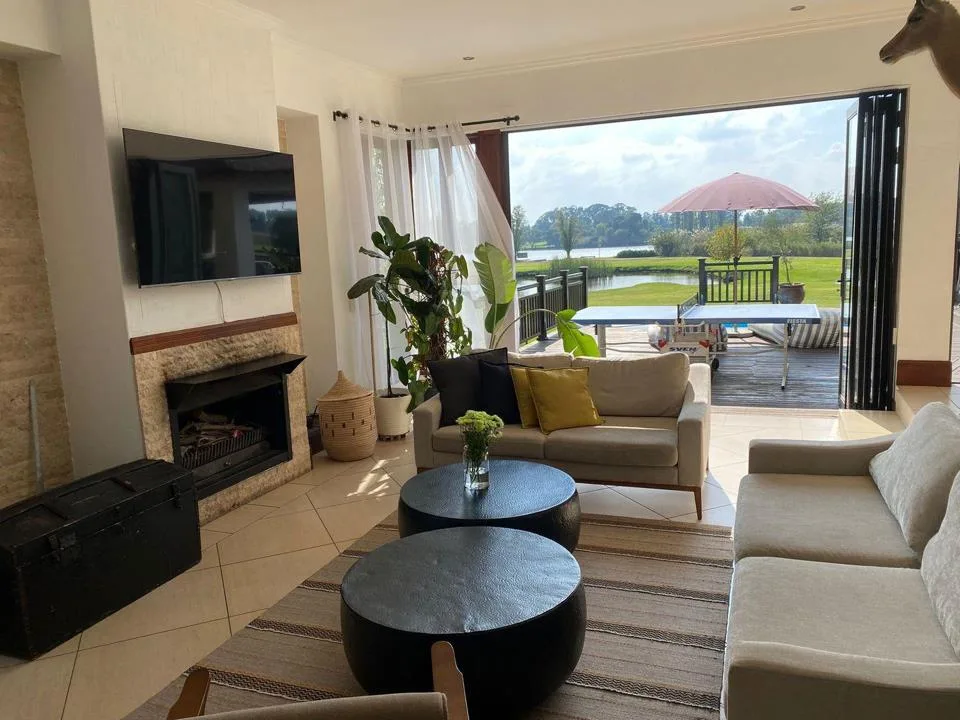 5 Bedroom House for sale in Cloudy Creek
