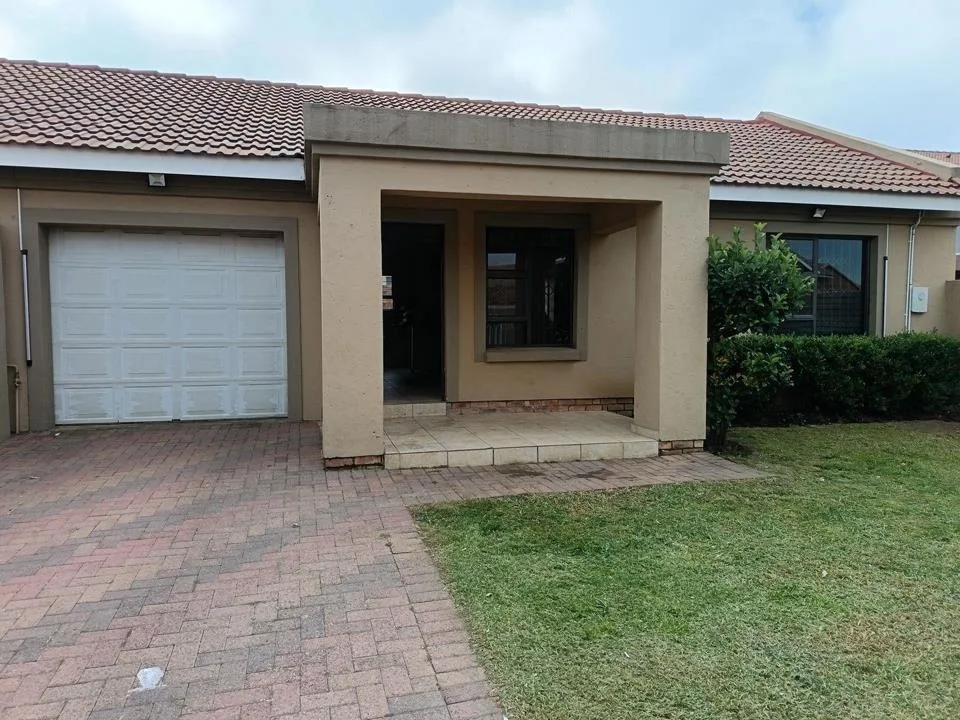 2 Bedroom House to rent in Secunda
