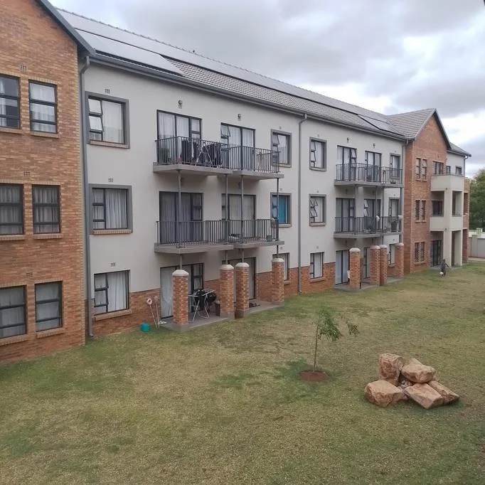 2 Bedroom Apartment / flat to rent in Montana