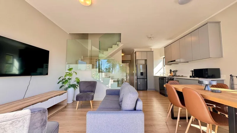 3 Bedroom Apartment / flat to rent in Simons Town Central