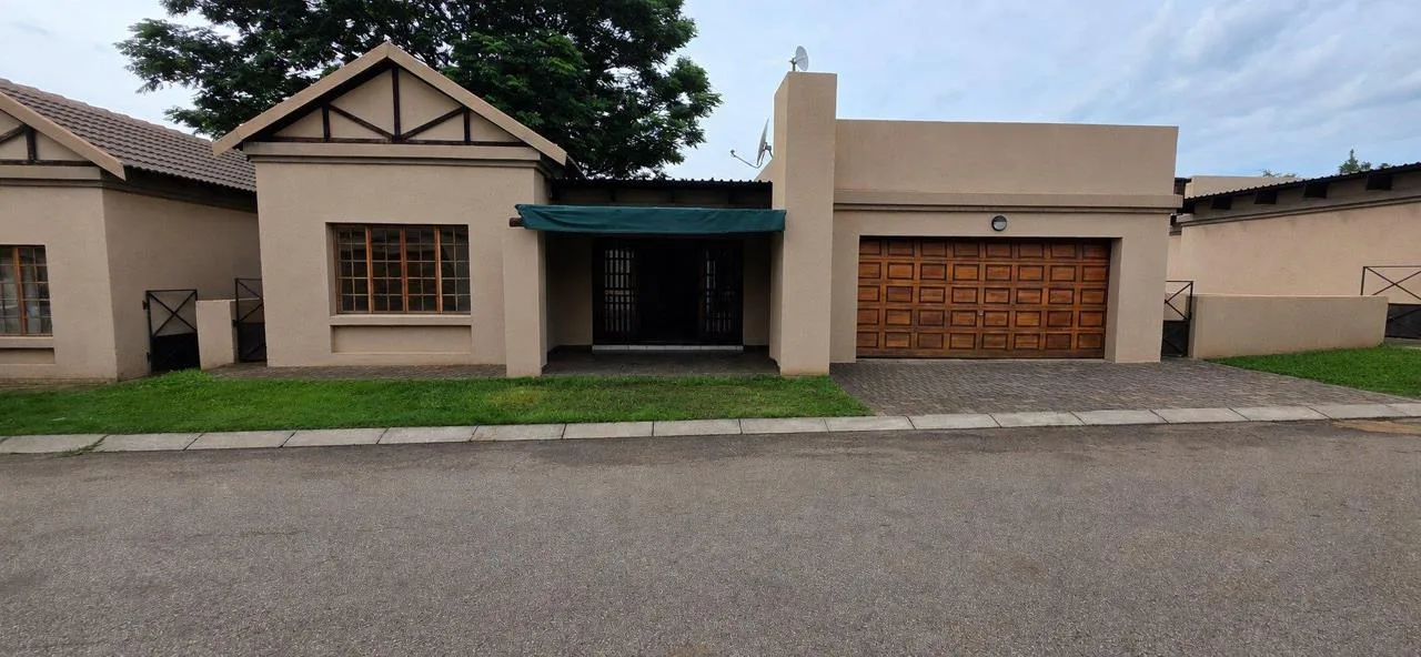 3 Bedroom Townhouse to rent in Waterval East