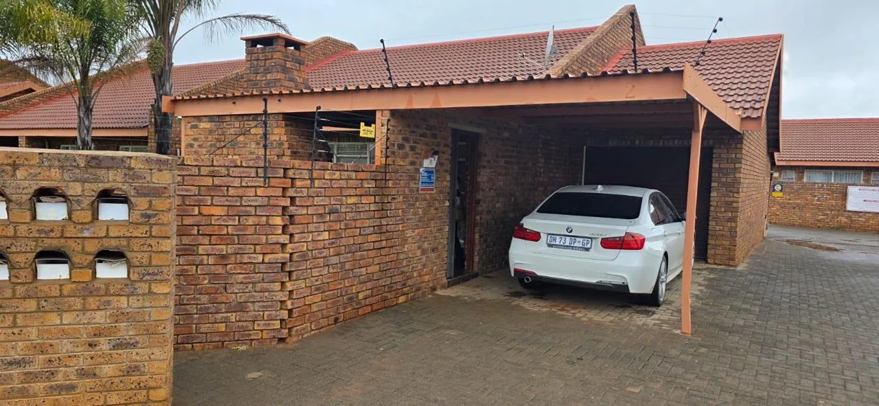 3 Bedroom House for sale in Riviera