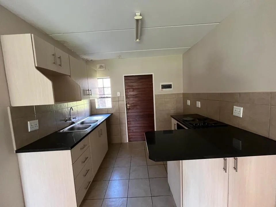 2 Bedroom Apartment / flat to rent in Noordwyk