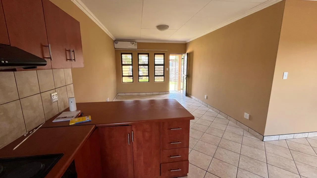 3 Bedroom Townhouse for sale in Kuruman