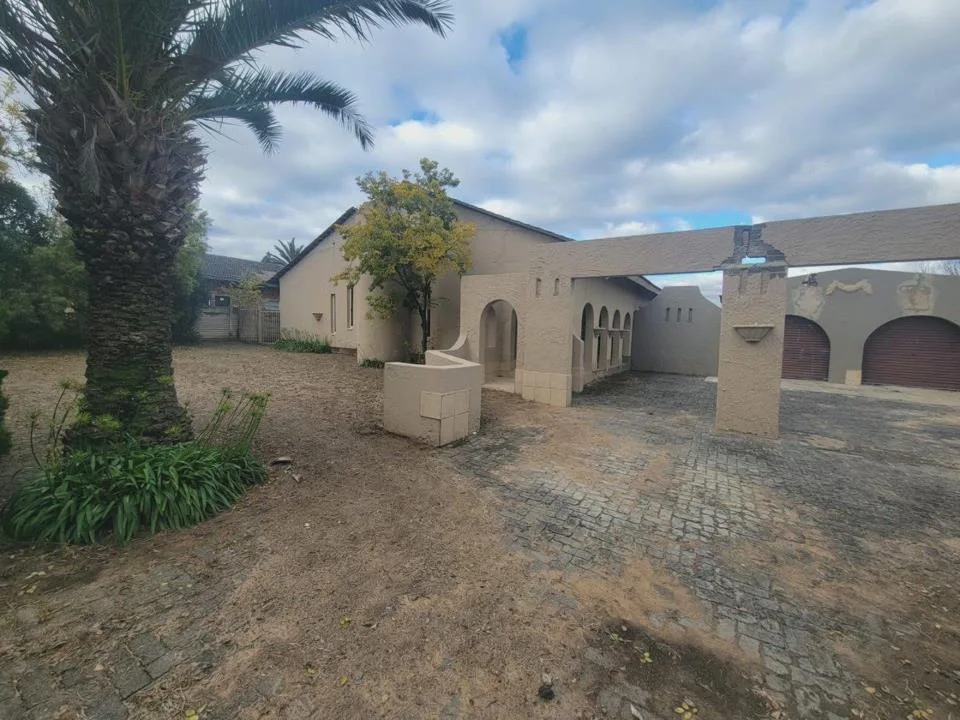 4 Bedroom House for sale in Morewag