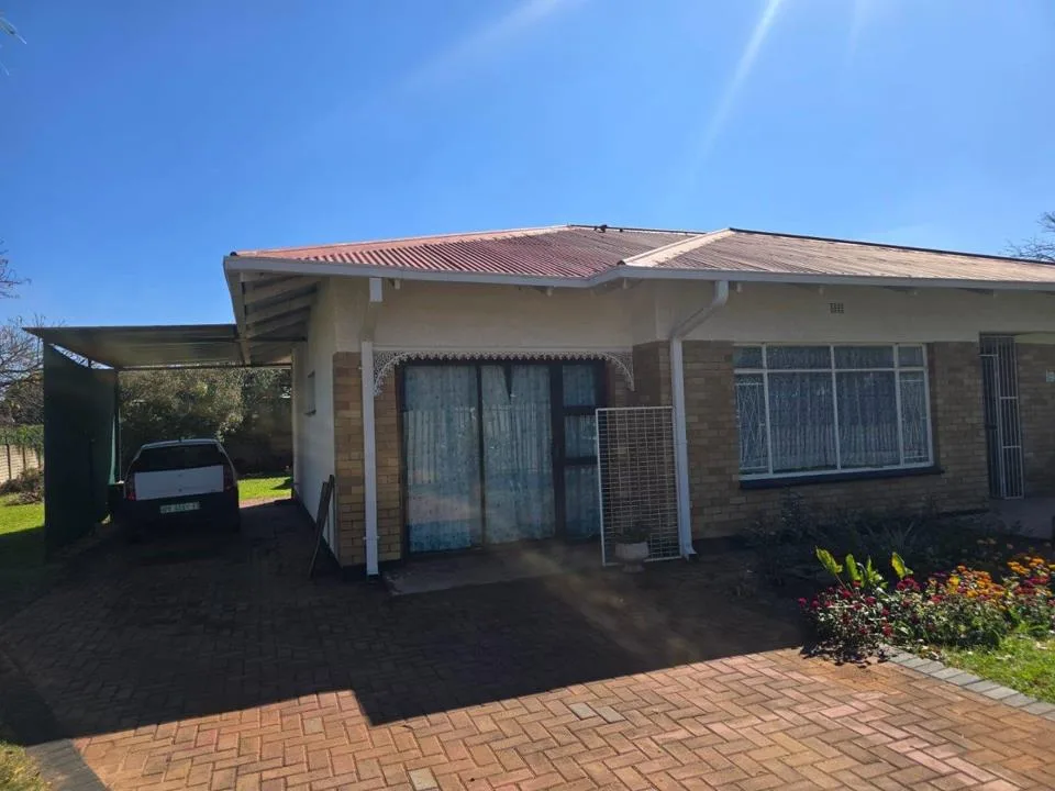2 Bedroom House for sale in Parys