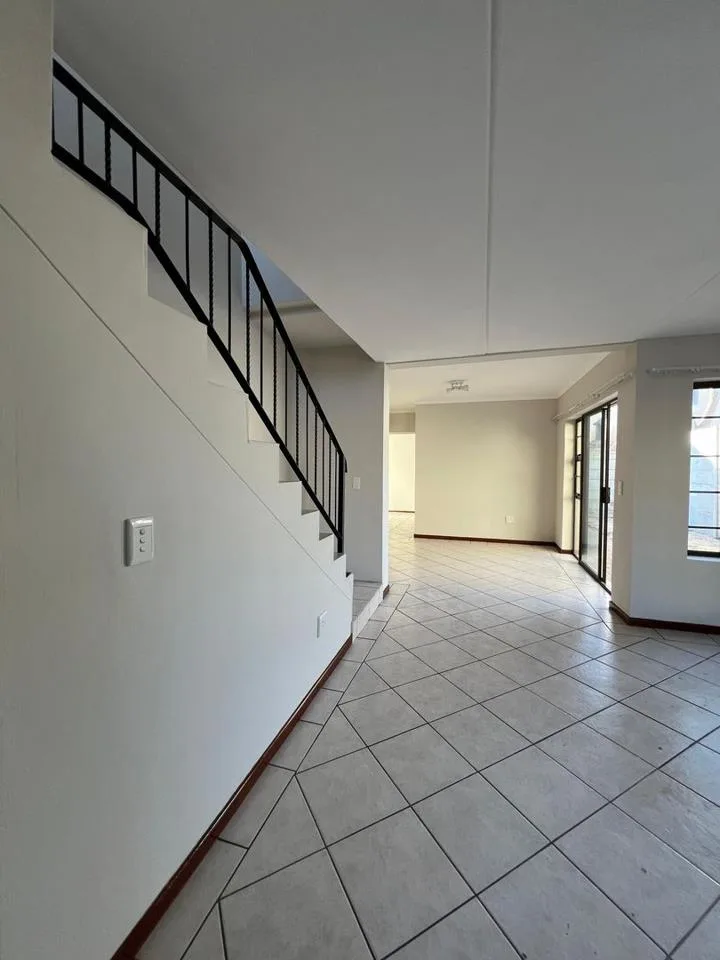 3 Bedroom Townhouse to rent in Parklands
