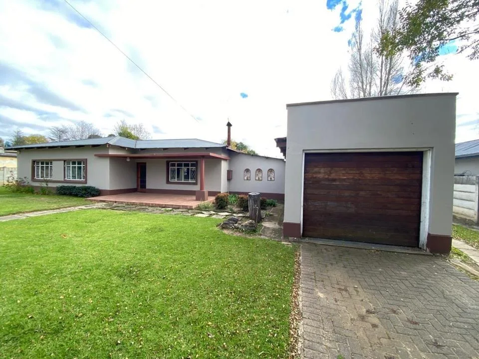 3 Bedroom House for sale in Eureka