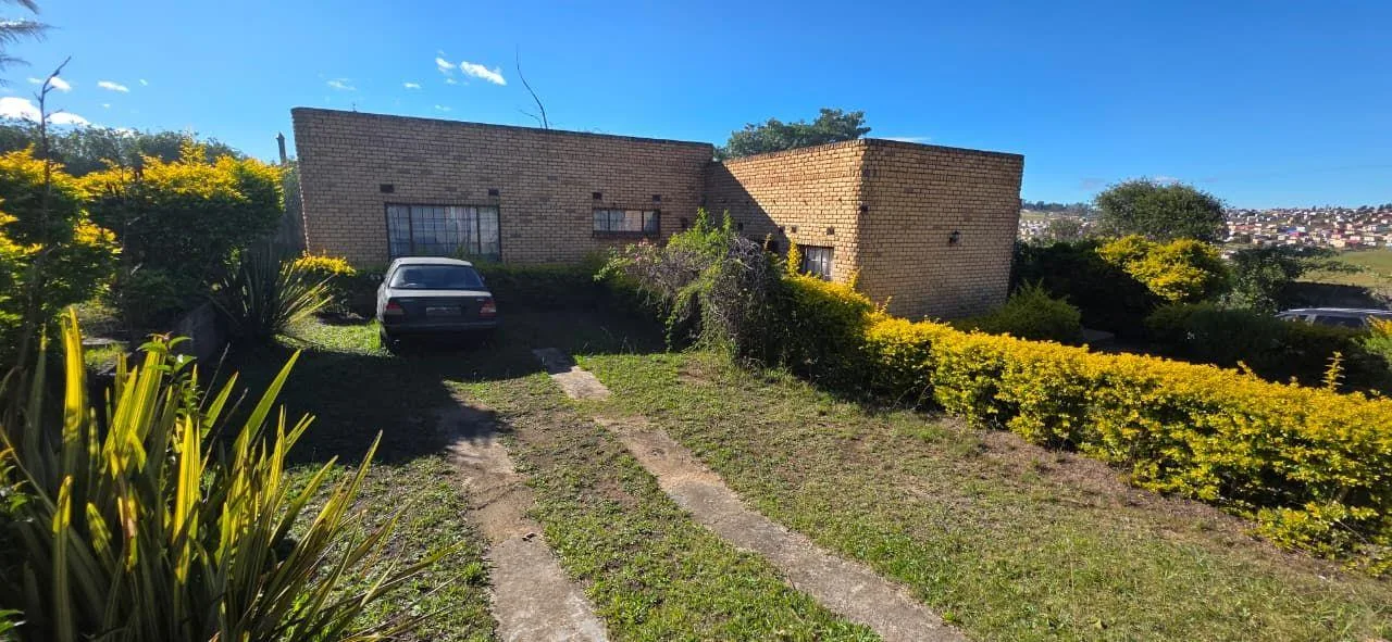 3 Bedroom House for sale in Southernwood