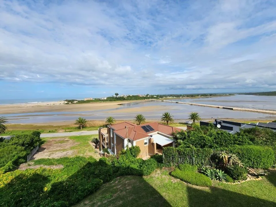 3 Bedroom Apartment / flat for sale in Aston Bay