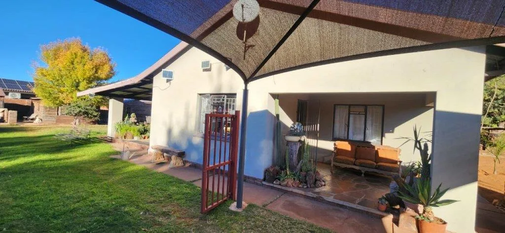 3 Bedroom House for sale in Kathu