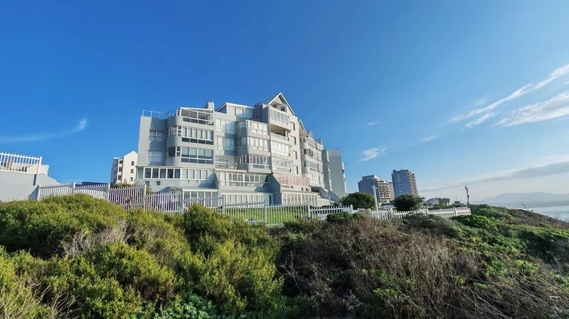 3 Bedroom Apartment / flat to rent in Diaz Beach