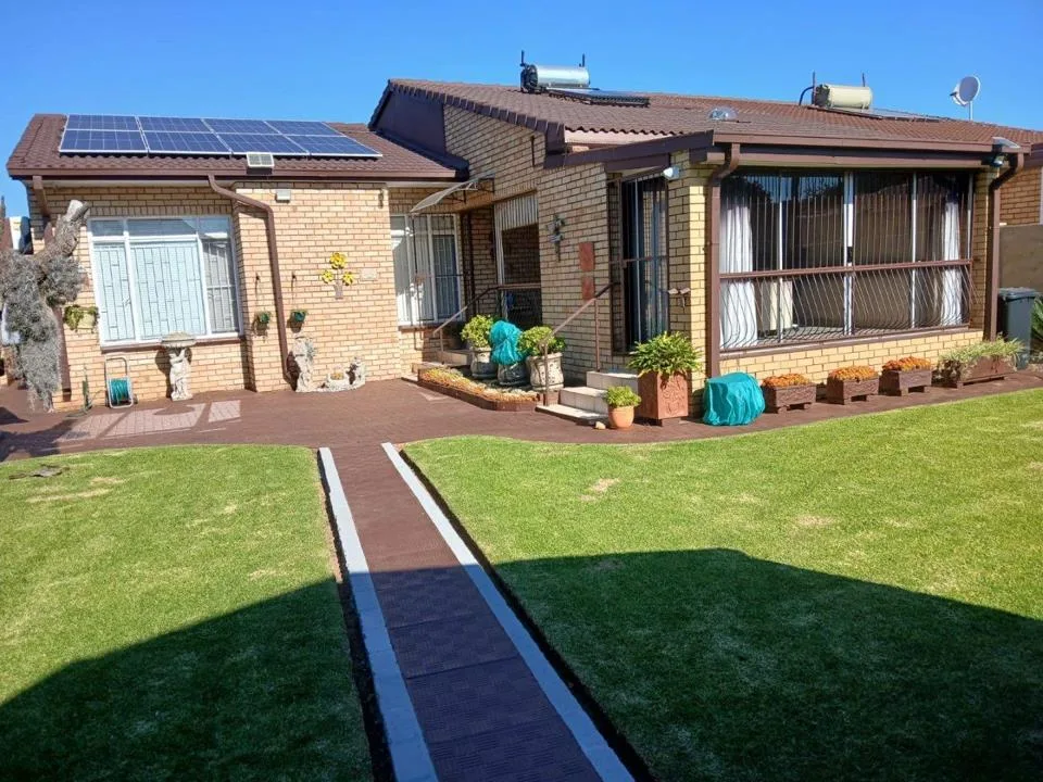 3 Bedroom Townhouse for sale in Parys