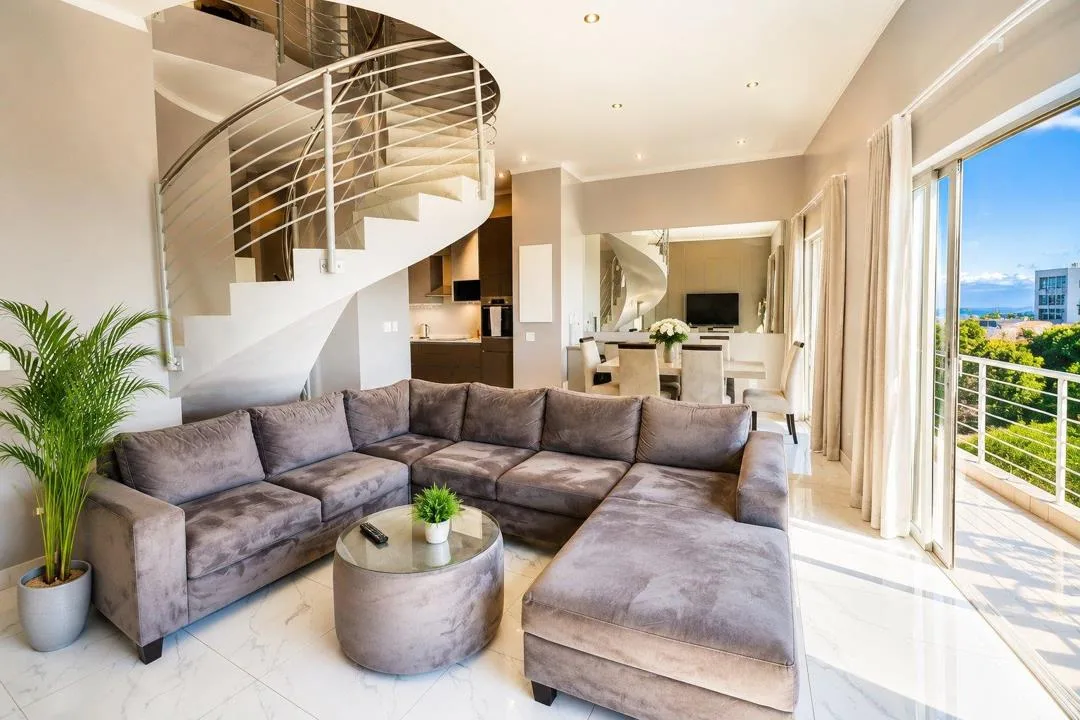 3 Bedroom Apartment / flat to rent in Sandhurst