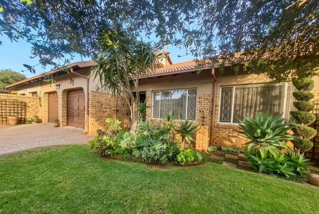 3 Bedroom Townhouse for sale in Del Judor Ext 4