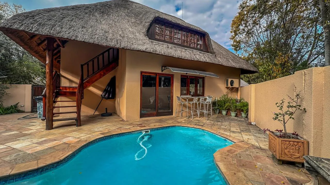 5 Bedroom House for sale in Lakeland Estate