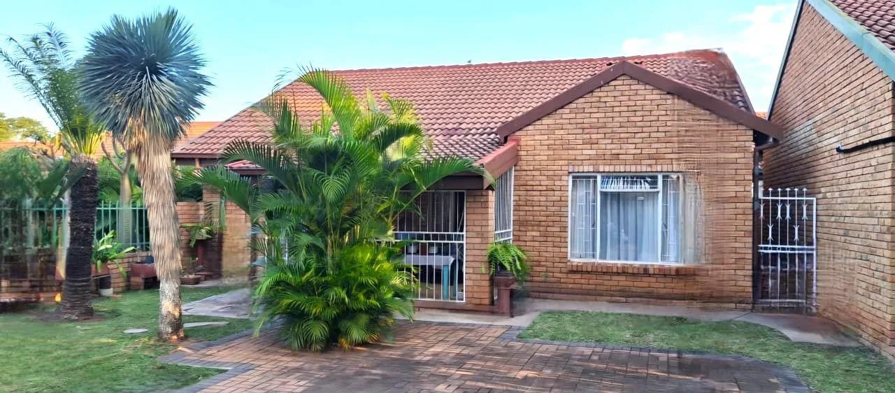 2 Bedroom House for sale in Mookgopong