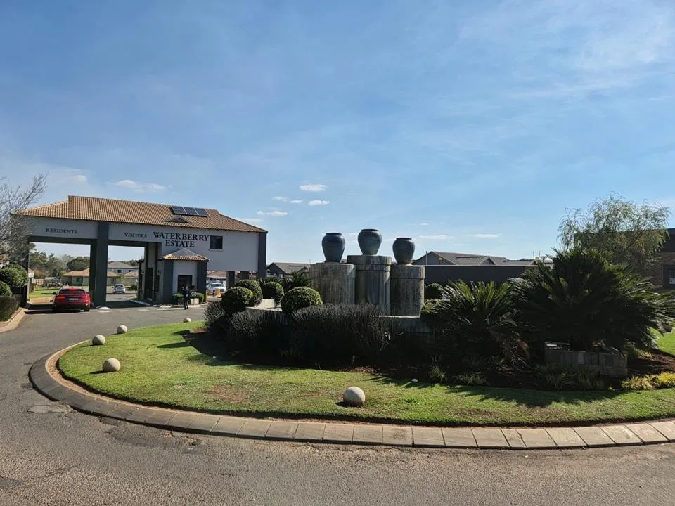 2 Bedroom House for sale in Waterberry Estate