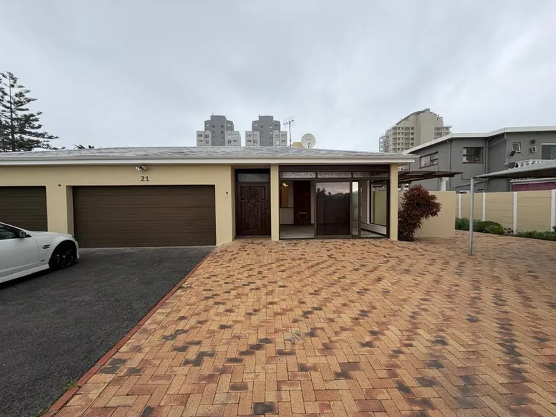 5 Bedroom House to rent in Table View