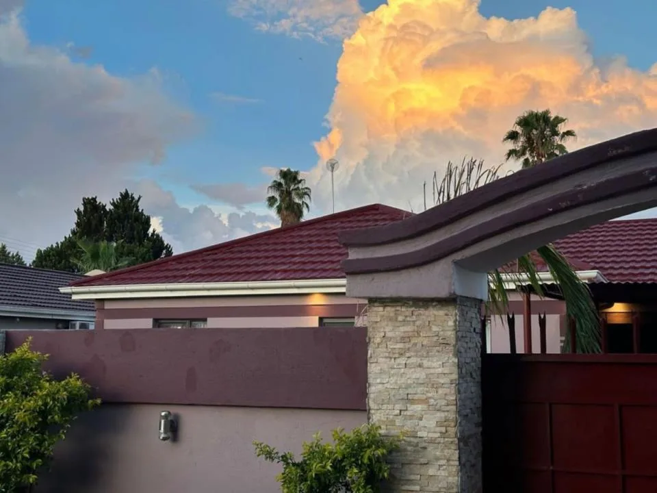 3 Bedroom House for sale in Kuruman