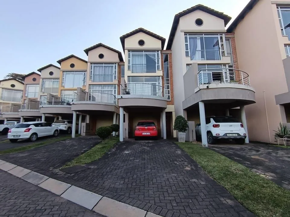 1 Bedroom Townhouse for sale in West Acres Ext 16