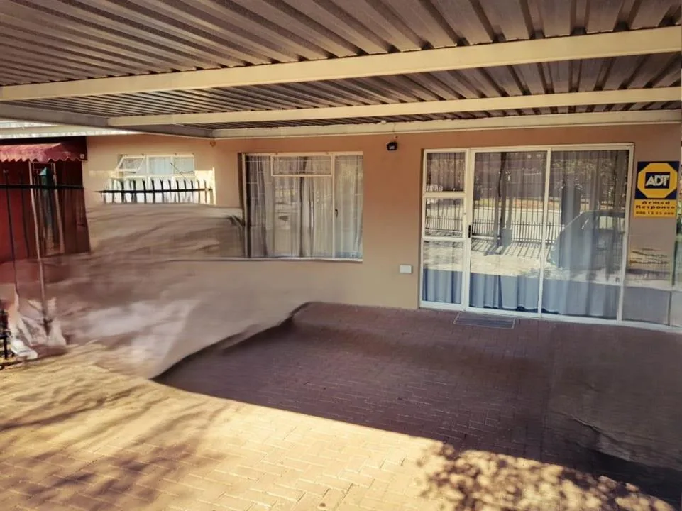 1 Bedroom Townhouse to rent in Pellissier