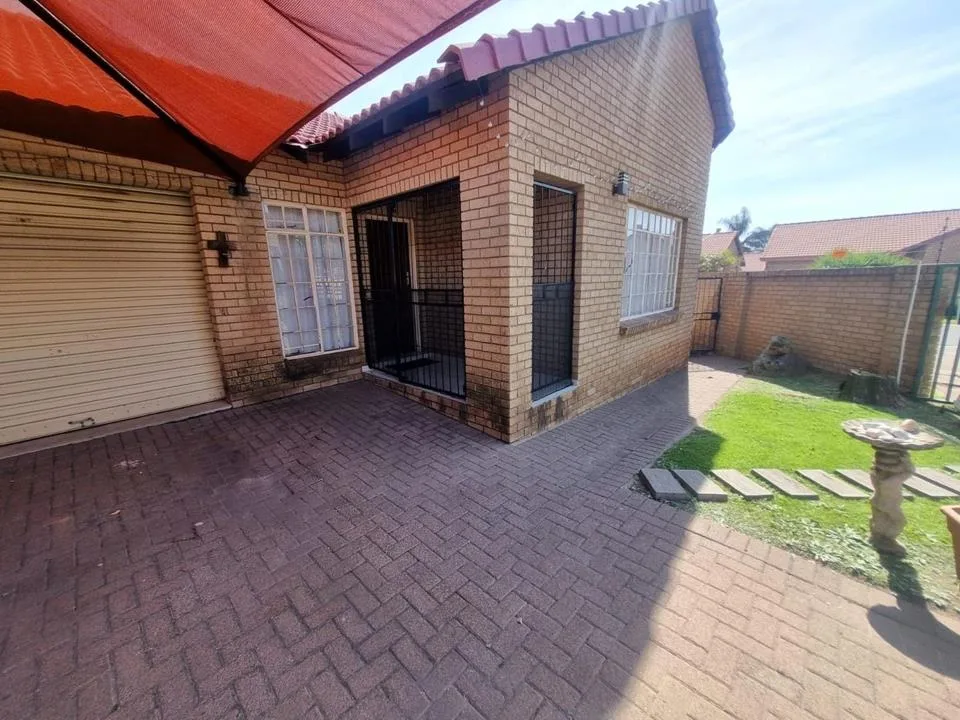 3 Bedroom Townhouse to rent in Del Judor