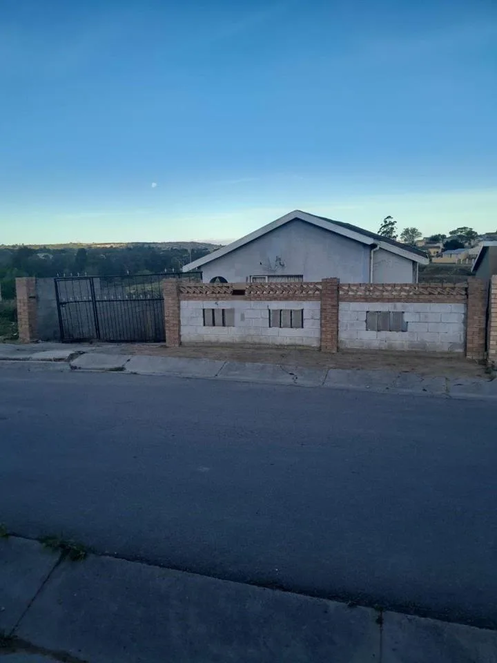 3 Bedroom House for sale in Ginsberg