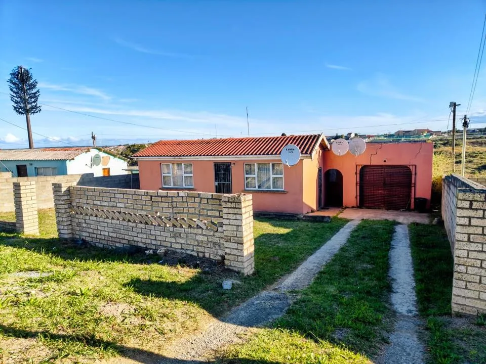 4 Bedroom House for sale in Mdantsane