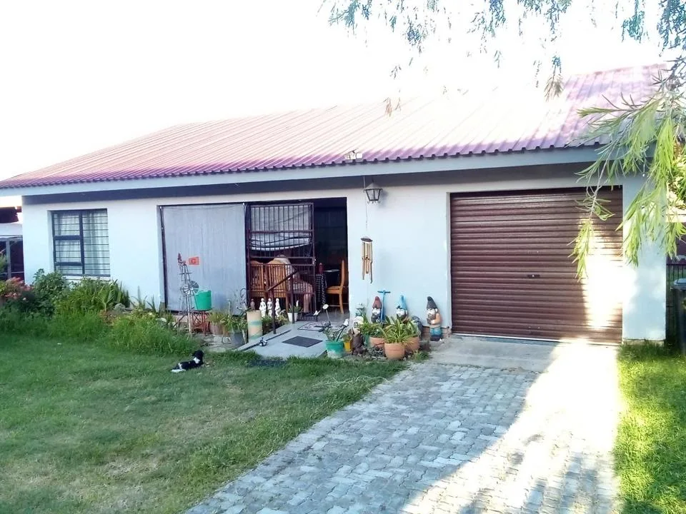 3 Bedroom House for sale in Ladine